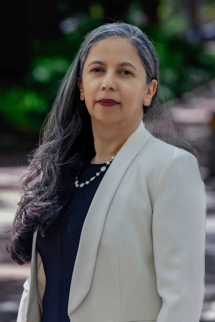 Dr Ruth Andrews