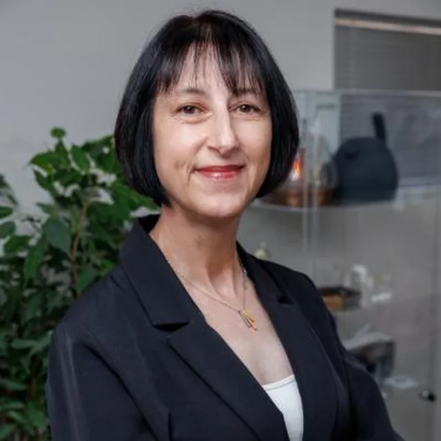 Anita Nel
